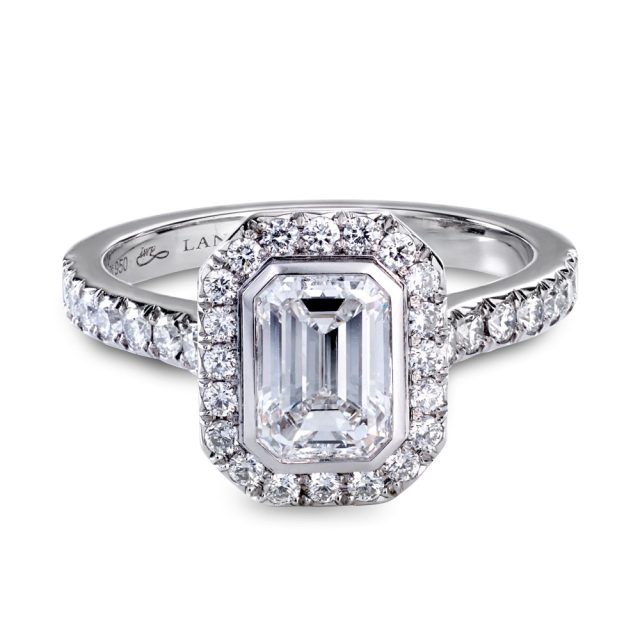 Smaragdslipt diamantring i platina med briljanter