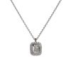 Exclusive anheng i platina med cushionslipt diamant