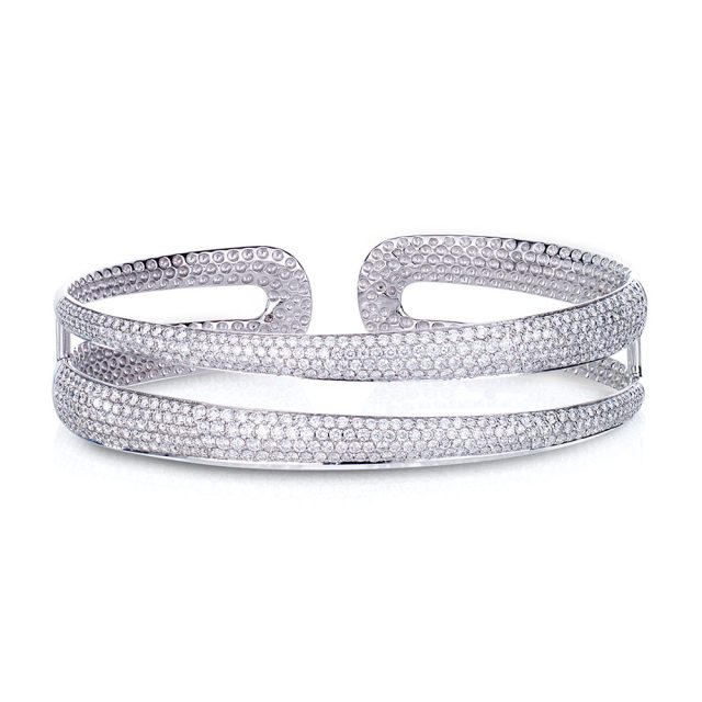 Scalare bracelet in white gold with white diamonds