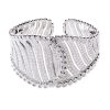 White striped cocktail bracelet in white gold and white diamonds