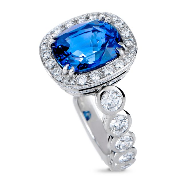 4 carat sapphire and white diamond ring