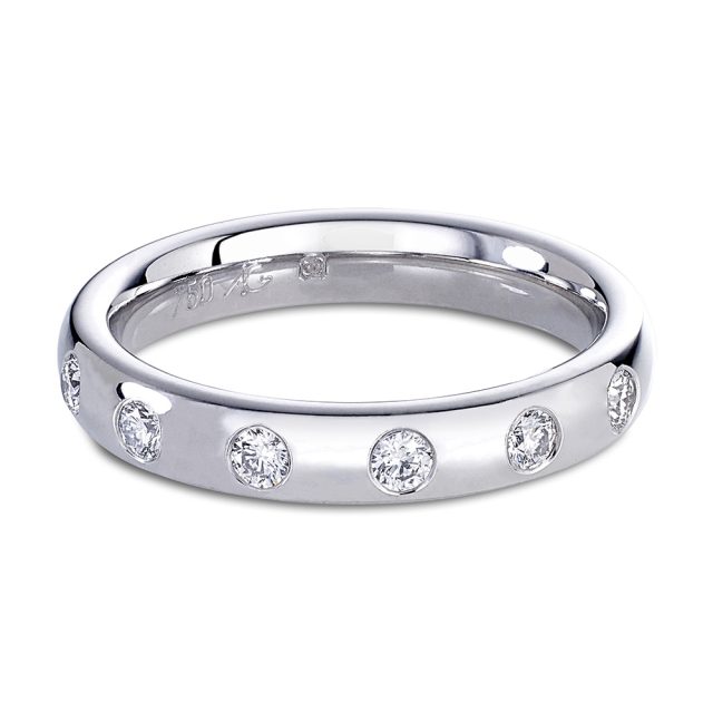 Diamantring i hvitt gull med 6 diamanter