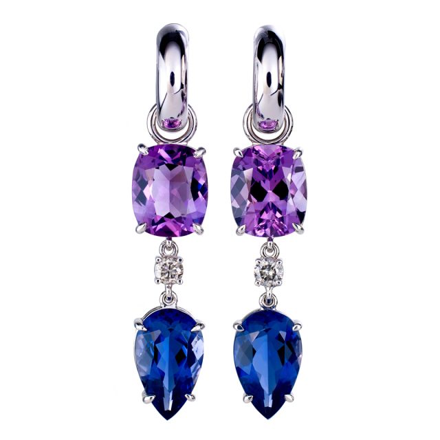 Small creol earrings in white gold