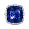 Cocktail ring in white gold with diamonds and Tanzanite