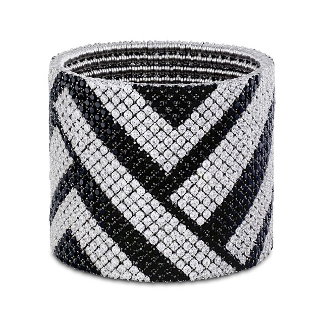 Cashmere bracelet in white gold with black and white diamonds