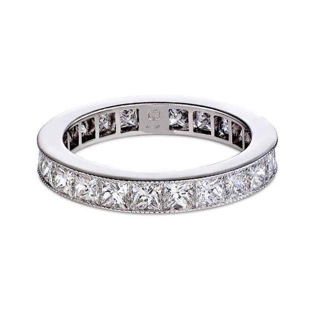 Alliansering med prinsesseslipte diamanter og milligriff