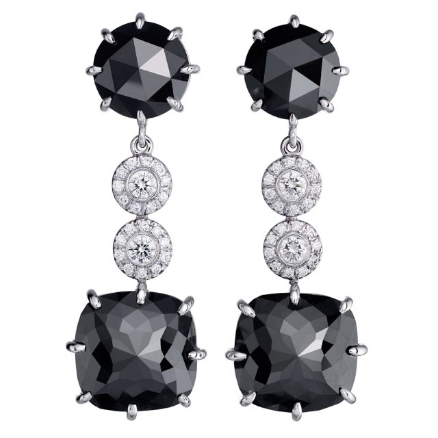 Cocktail earrings in white gold with rose cut black diamonds