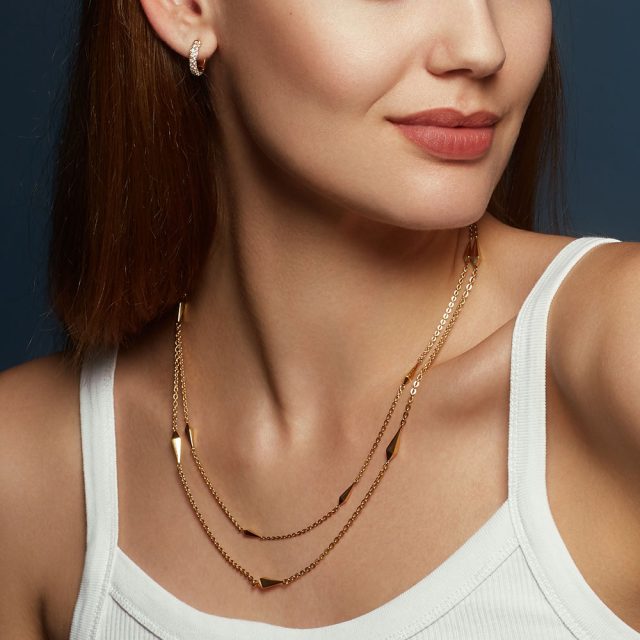 SPEAR necklace in yellow gold