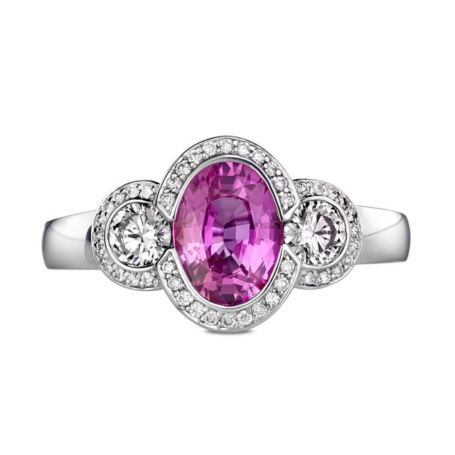 Ring i hvitt gull med rosa safir og diamanter