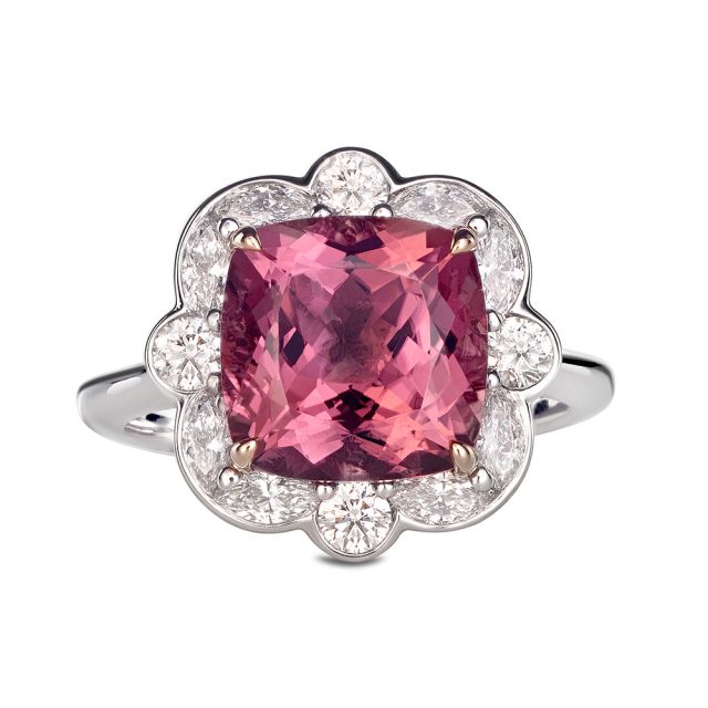 Ring i hvitt og roségull med rosa turmalin