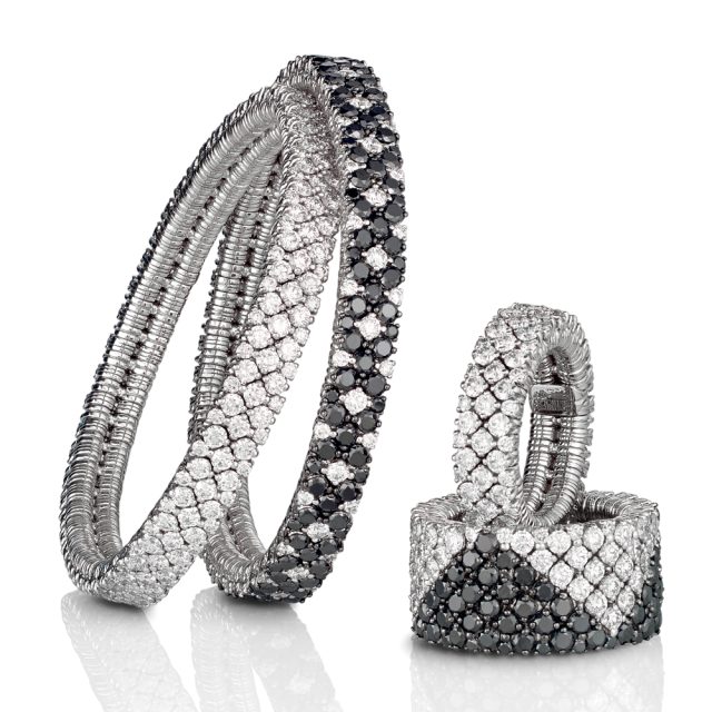 Cashmere armbånd og ringer i hvitt gull med sorte og hvite diamanter