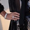 Poi Moi Luna armring medium i 18kt. hvitt gull med briljanter
